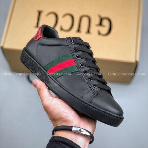 Giày Gucci Ace đen gót đỏ siêu cấp